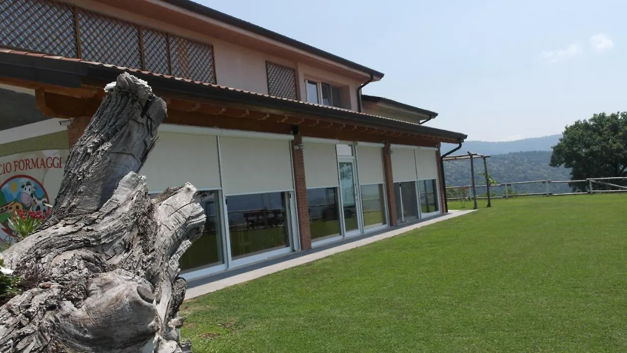 Agriturismo Fattoria Monte Baldo Vista Lago Caprino Veronese