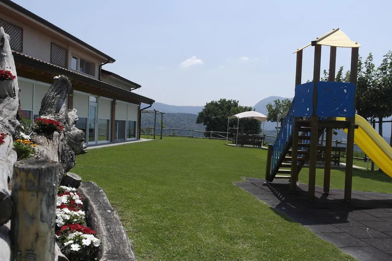 Agriturismo Fattoria Monte Baldo Vista Lago Caprino Veronese 0*,