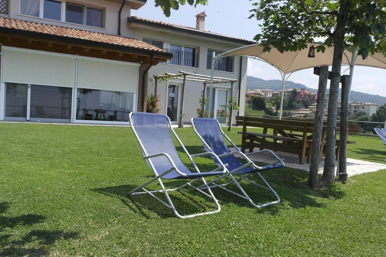 Agriturismo Fattoria Monte Baldo Vista Lago Caprino Veronese