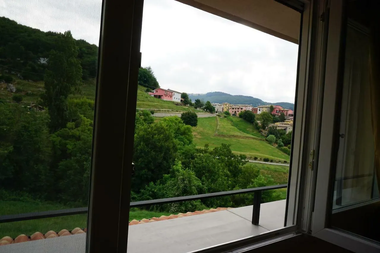 Agriturismo Fattoria Monte Baldo Vista Lago Caprino Veronese Włochy