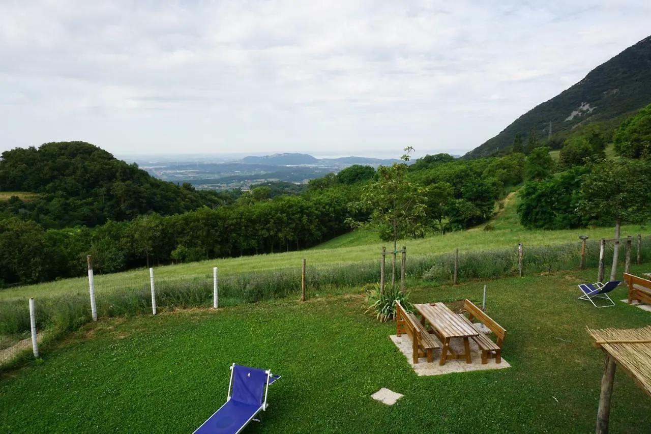 Agriturismo Fattoria Monte Baldo Vista Lago Caprino Veronese Farma