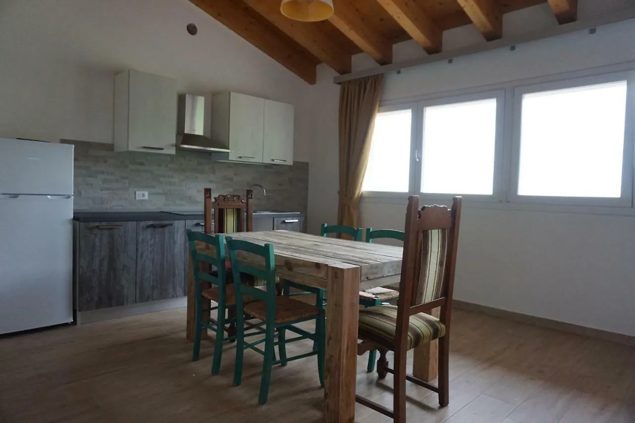 Agriturismo Fattoria Monte Baldo Vista Lago Caprino Veronese Farma