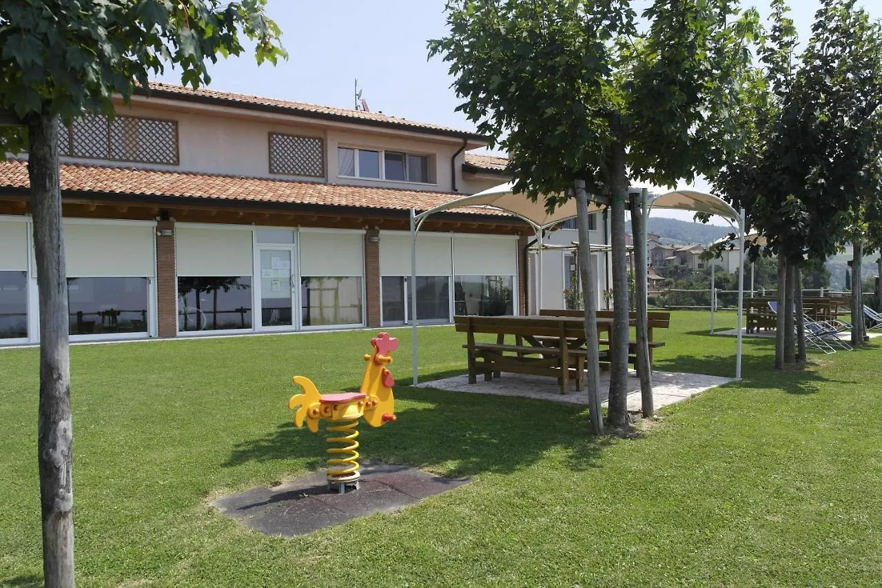 Agriturismo Fattoria Monte Baldo Vista Lago Caprino Veronese 0*,