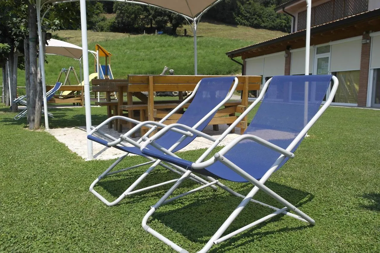 Agriturismo Fattoria Monte Baldo Vista Lago Caprino Veronese