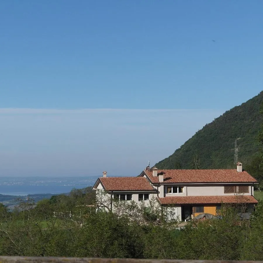 Agriturismo Fattoria Monte Baldo Vista Lago Caprino Veronese Farm stay