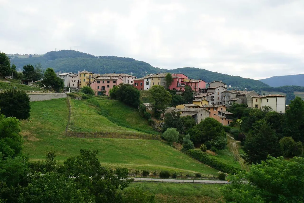 Farm stay Agriturismo Fattoria Monte Baldo Vista Lago Caprino Veronese